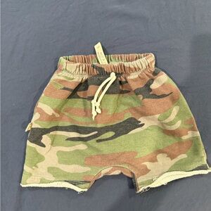 Kids Camo Drawstring Shorts - Green Camouflage. Childhoods clothing. 5T fits 3-4